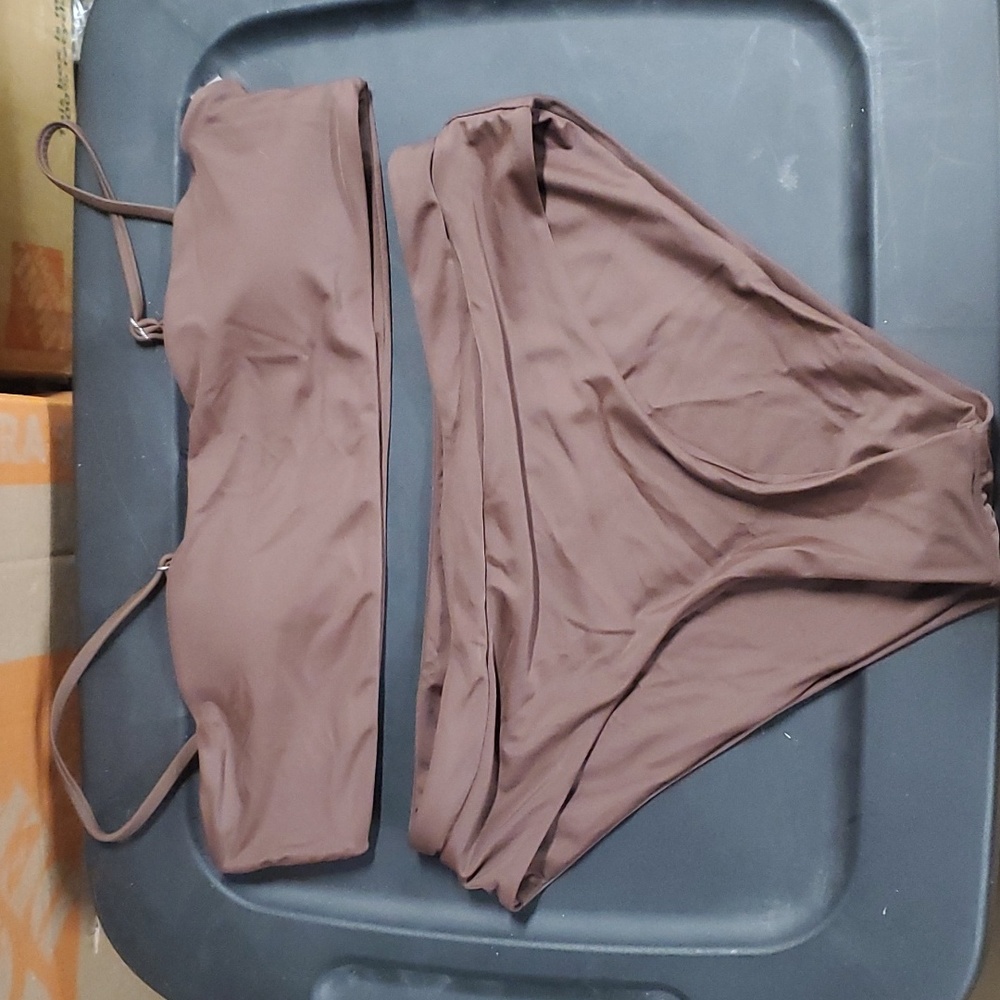 SHEIN women's swimsuit never worn